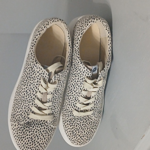 Coconuts By Matisse Cream and Black Polka Dot Sneakers, Gentle Used, Sz 9 - Picture 3 of 6